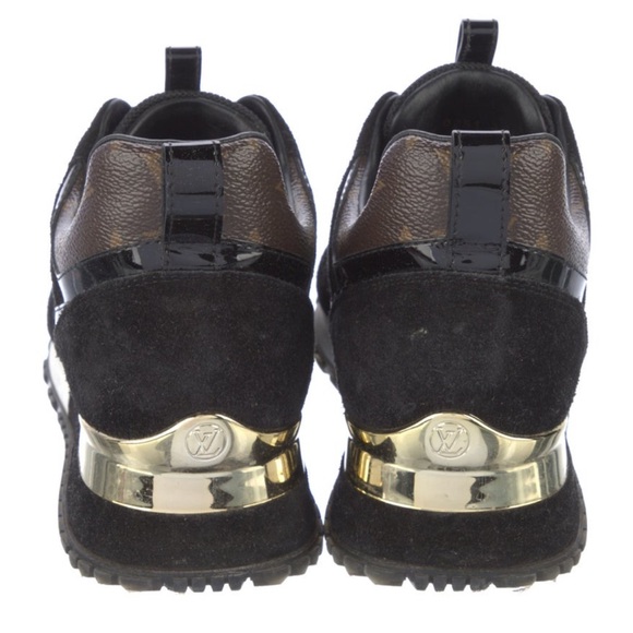 Louis Vuitton Monogram Low Top Sneakers - Picture 4 of 5